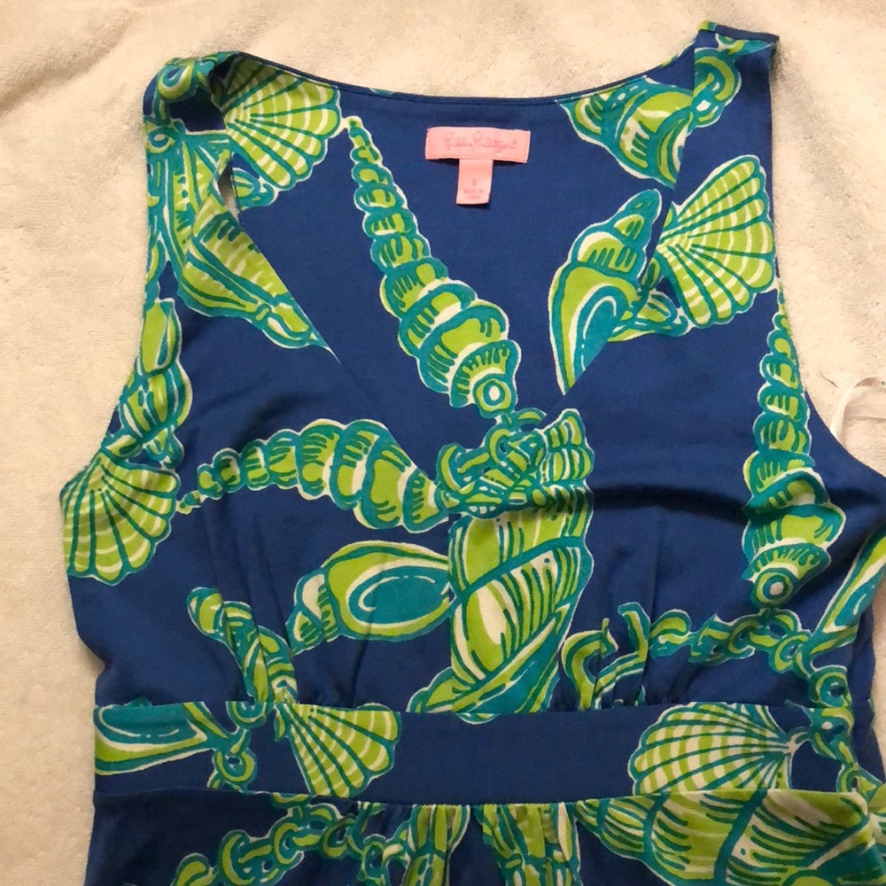 Lilly Pulitzer Dress.  Size Small EUC shell print